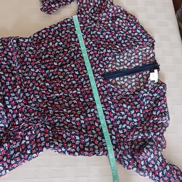 Shoshanna Bari Shirred Floral Print Silk Dress - Picture 12 of 16